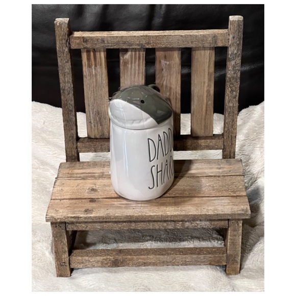 NEW Rae Dunn Daddy Shark Mug 🦈 - Picture 5 of 7